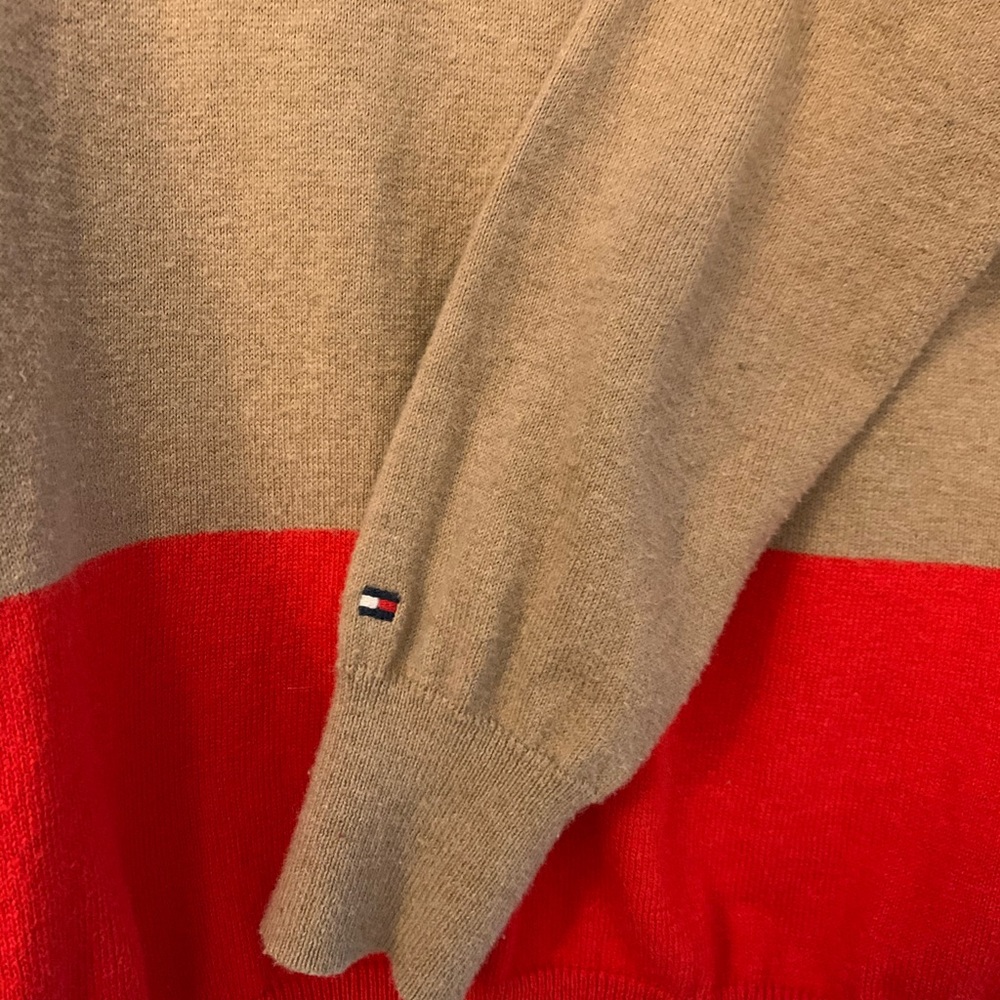 Color-block Sweater - Picture 2 of 2